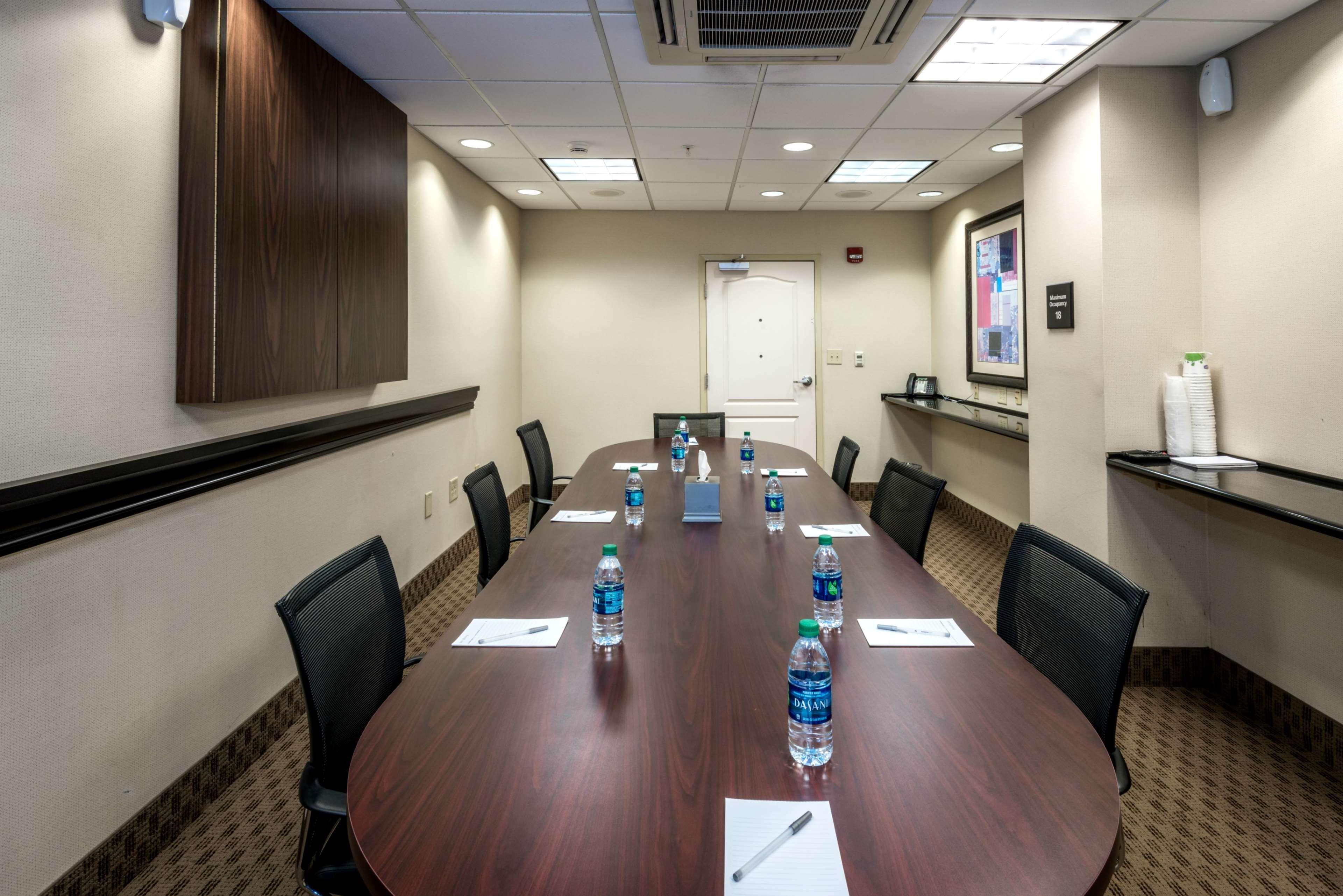 Hampton Inn & Suites Montgomery-Downtown Εξωτερικό φωτογραφία